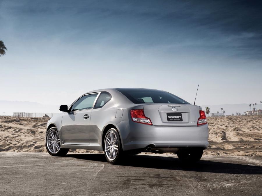  Scion tC 2010 года  (фото 22 из 29)